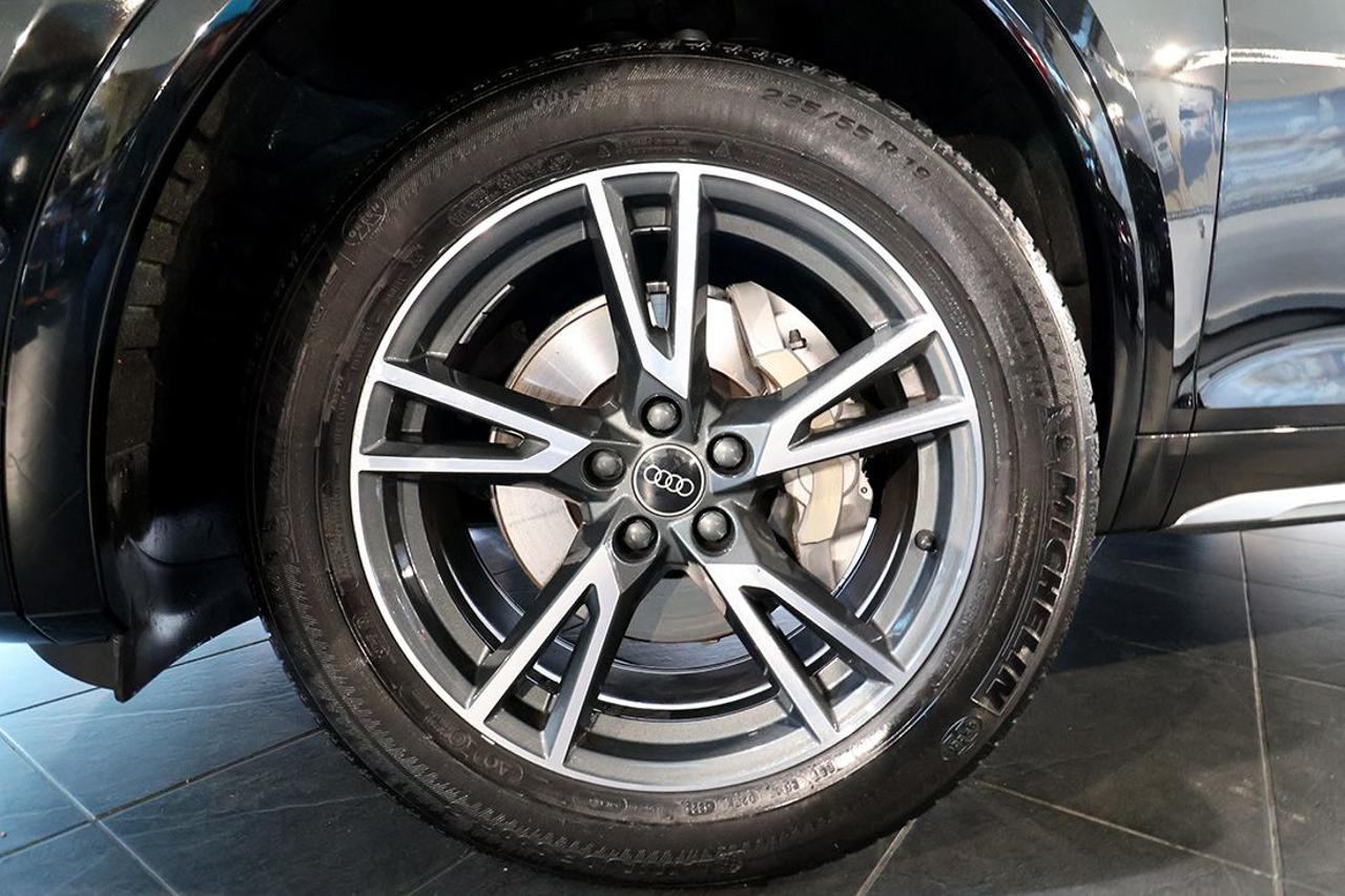 AUDI Q5 40 TDI Quattro S-Tronic S-Line - 6