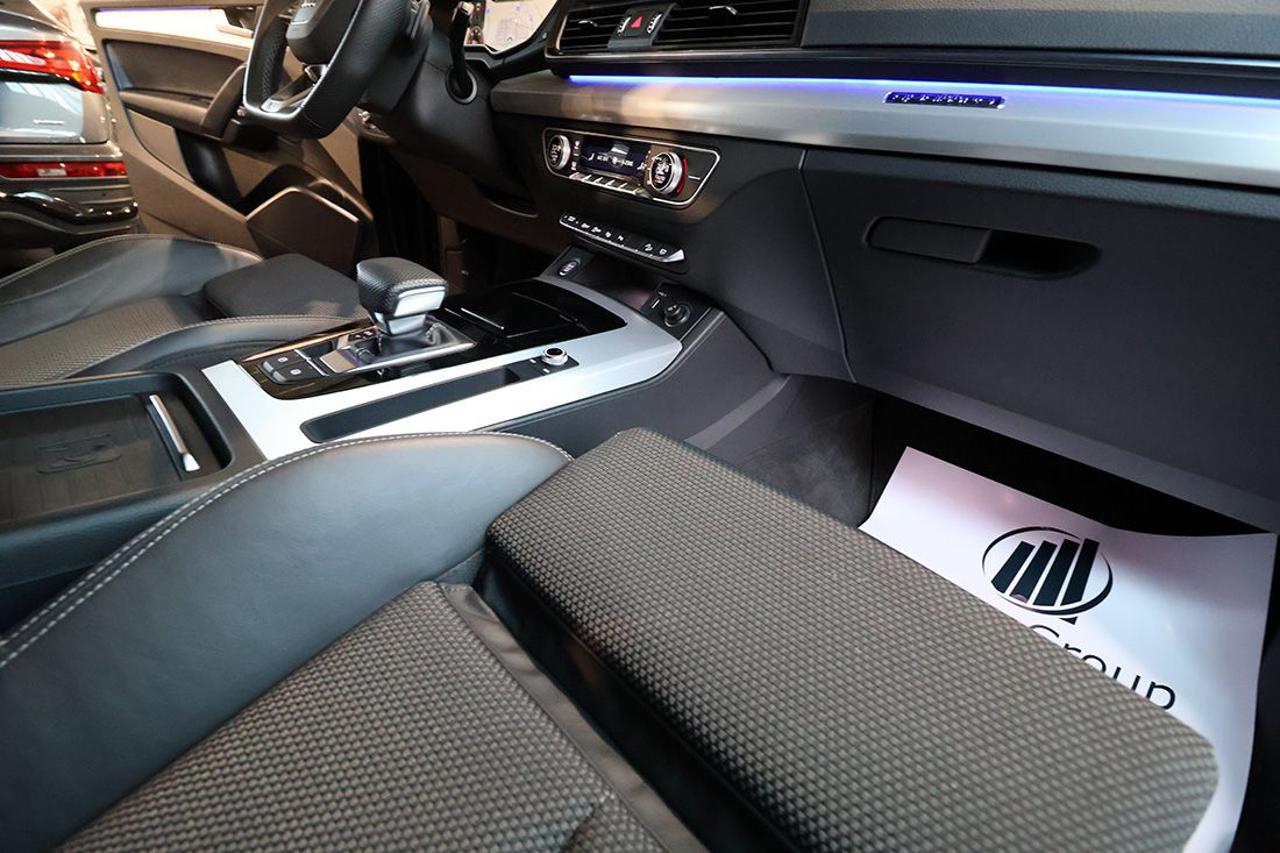 AUDI Q5 40 TDI Quattro S-Tronic S-Line - 38