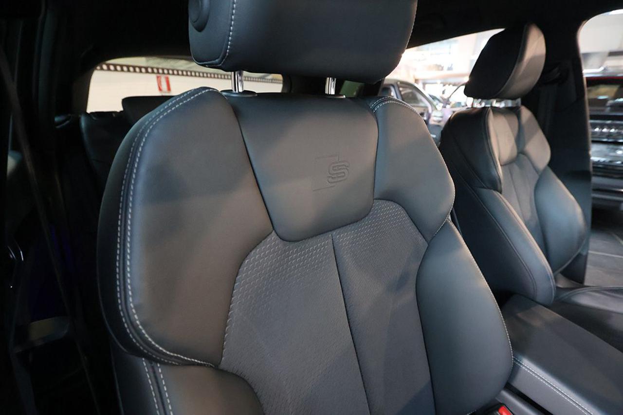 AUDI Q5 40 TDI Quattro S-Tronic Identity Black S-Line - 45