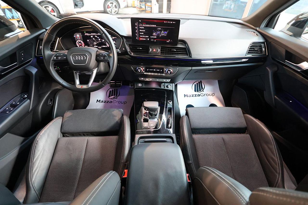 AUDI Q5 40 TDI Quattro S-Tronic Identity Black S-Line - 33