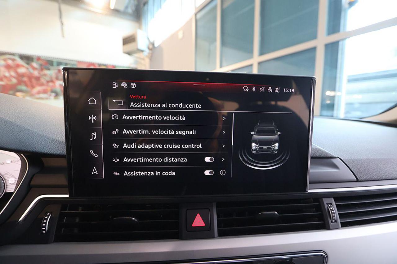 AUDI A4 35 TDI Avant S-Tronic Business Advanced - 30