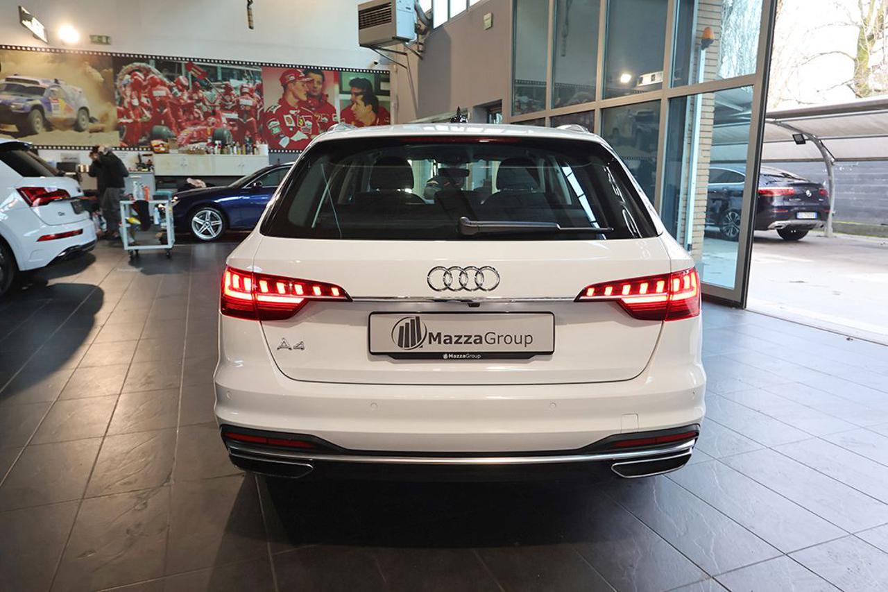 AUDI A4 35 TDI Avant S-Tronic Business Advanced - 8