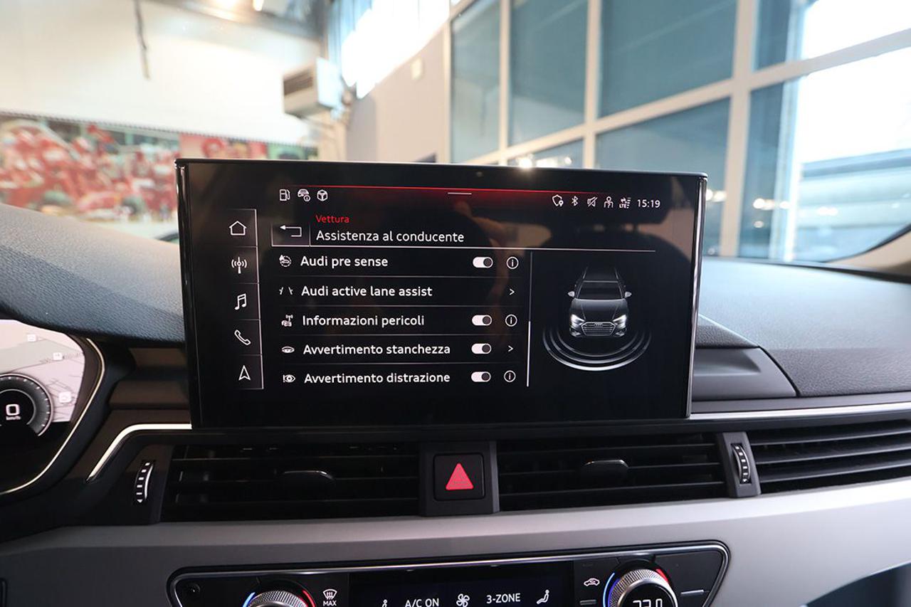 AUDI A4 35 TDI Avant S-Tronic Business Advanced - 31