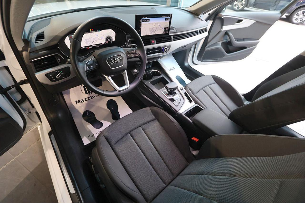 AUDI A4 35 TDI Avant S-Tronic Business Advanced - 14