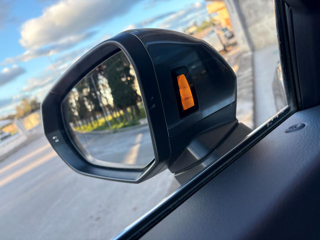 AUDI Q3 SPB Sportback 35 TDI S tronic S line edition - 38