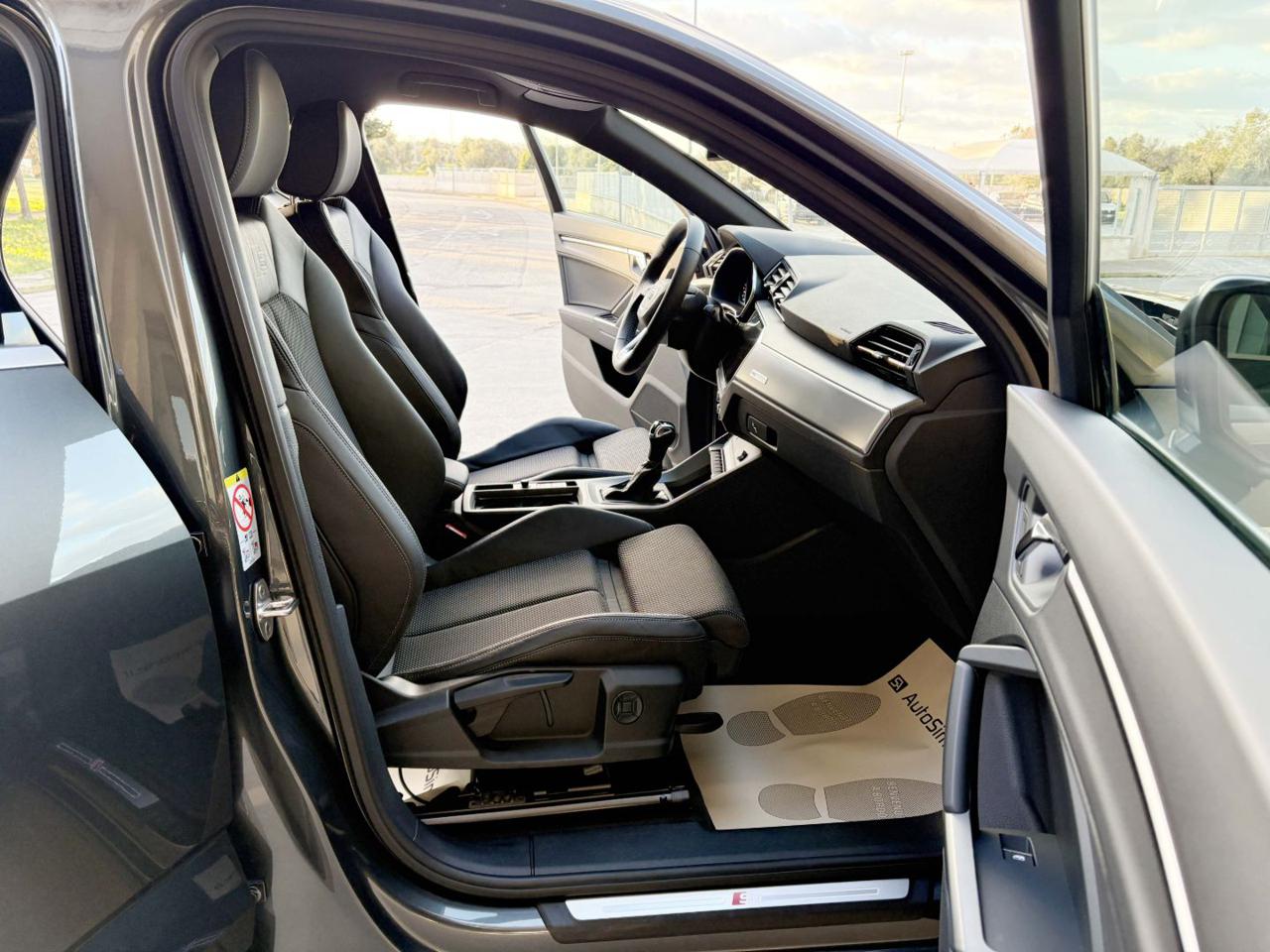 AUDI Q3 SPB Sportback 35 TDI S tronic S line edition - 9