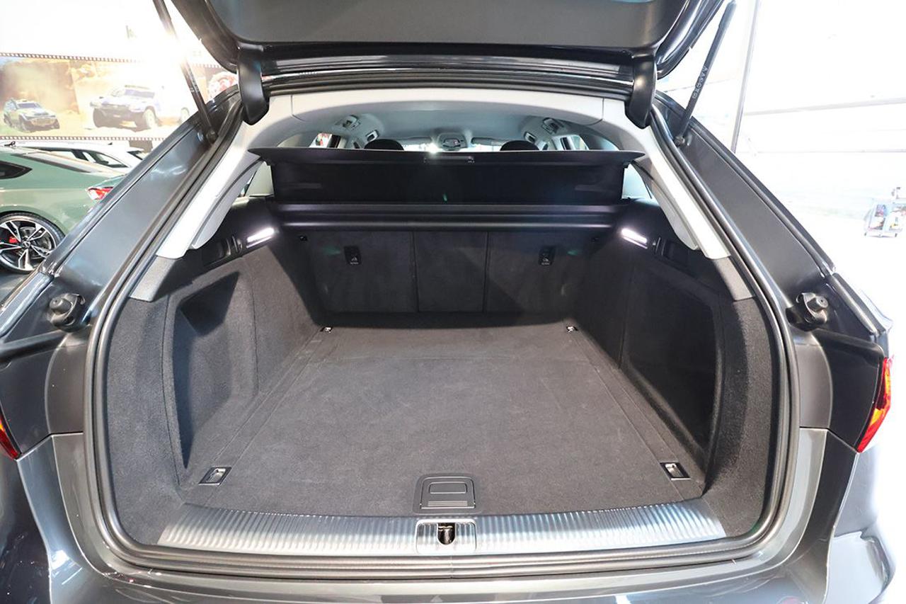 AUDI A4 30 TDI Avant S-Tronic Business - 12