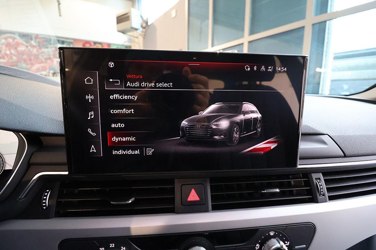 AUDI A4 30 TDI Avant S-Tronic Business - 26