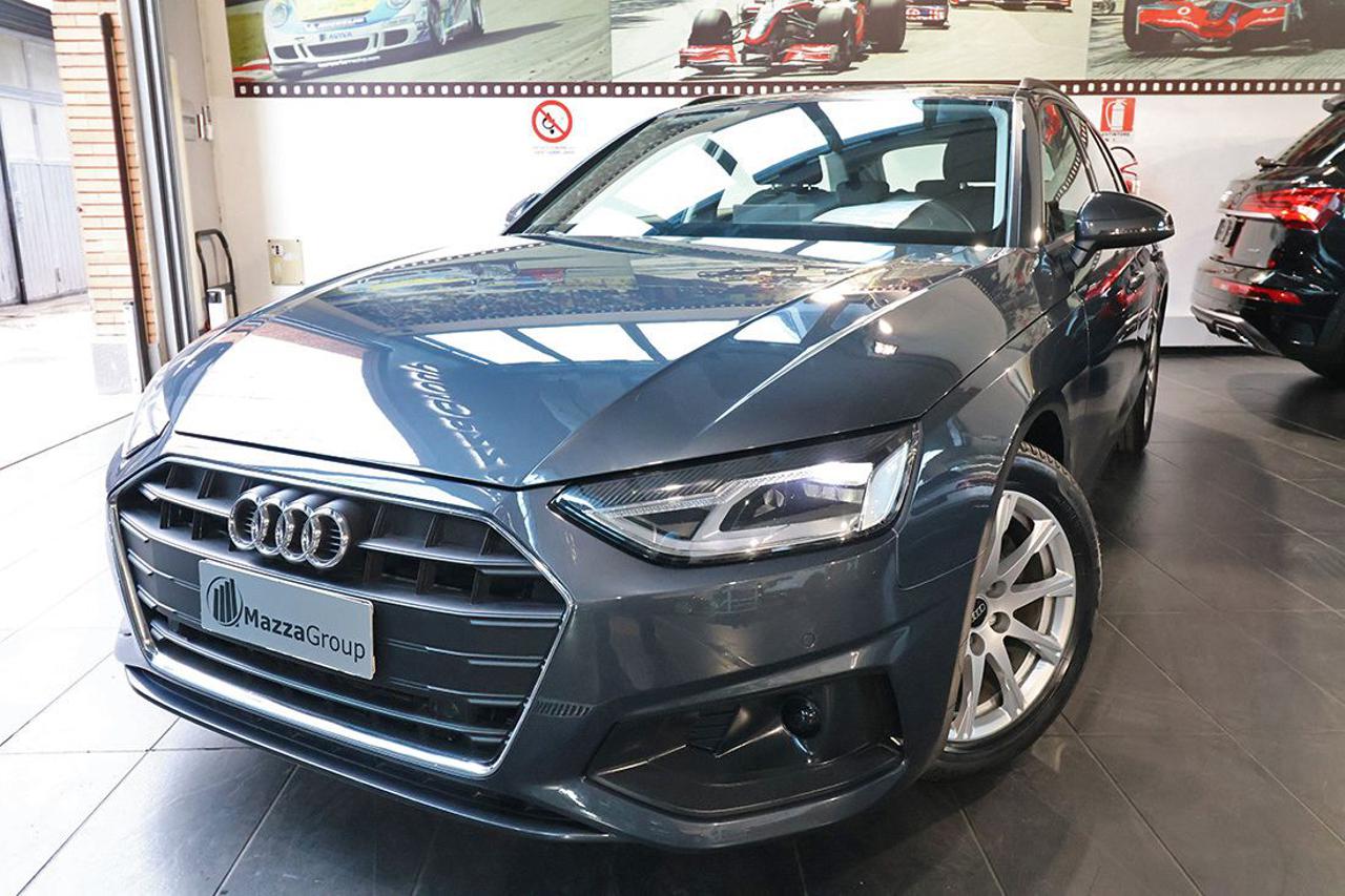 AUDI A4 30 TDI Avant S-Tronic Business - 7