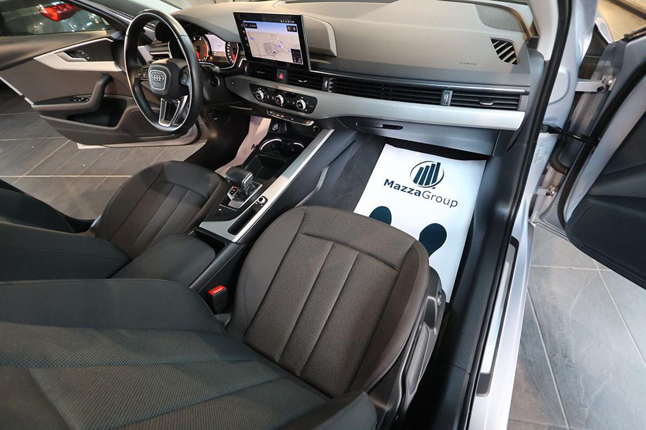 AUDI A4 30 TDI Avant S-Tronic Business - 16