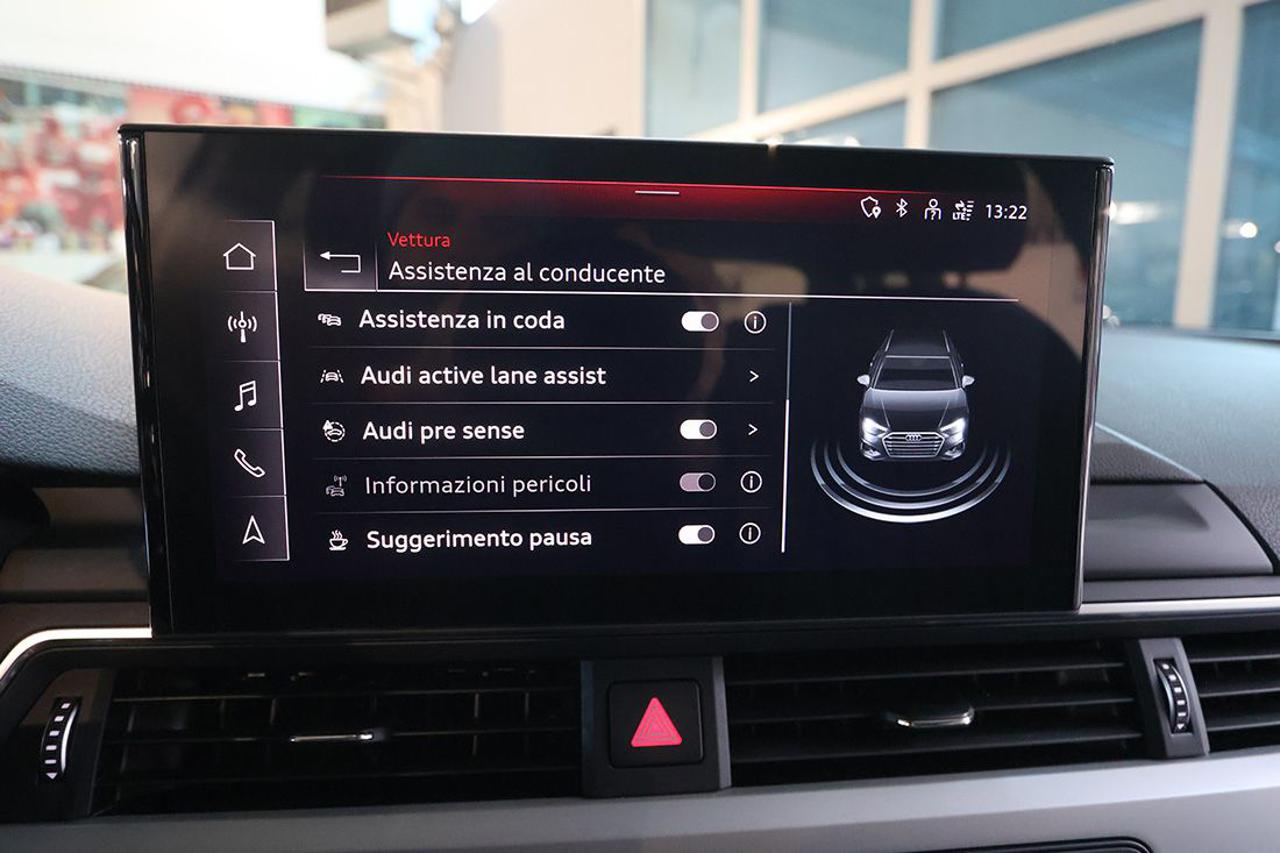 AUDI A4 30 TDI Avant S-Tronic Business - 30