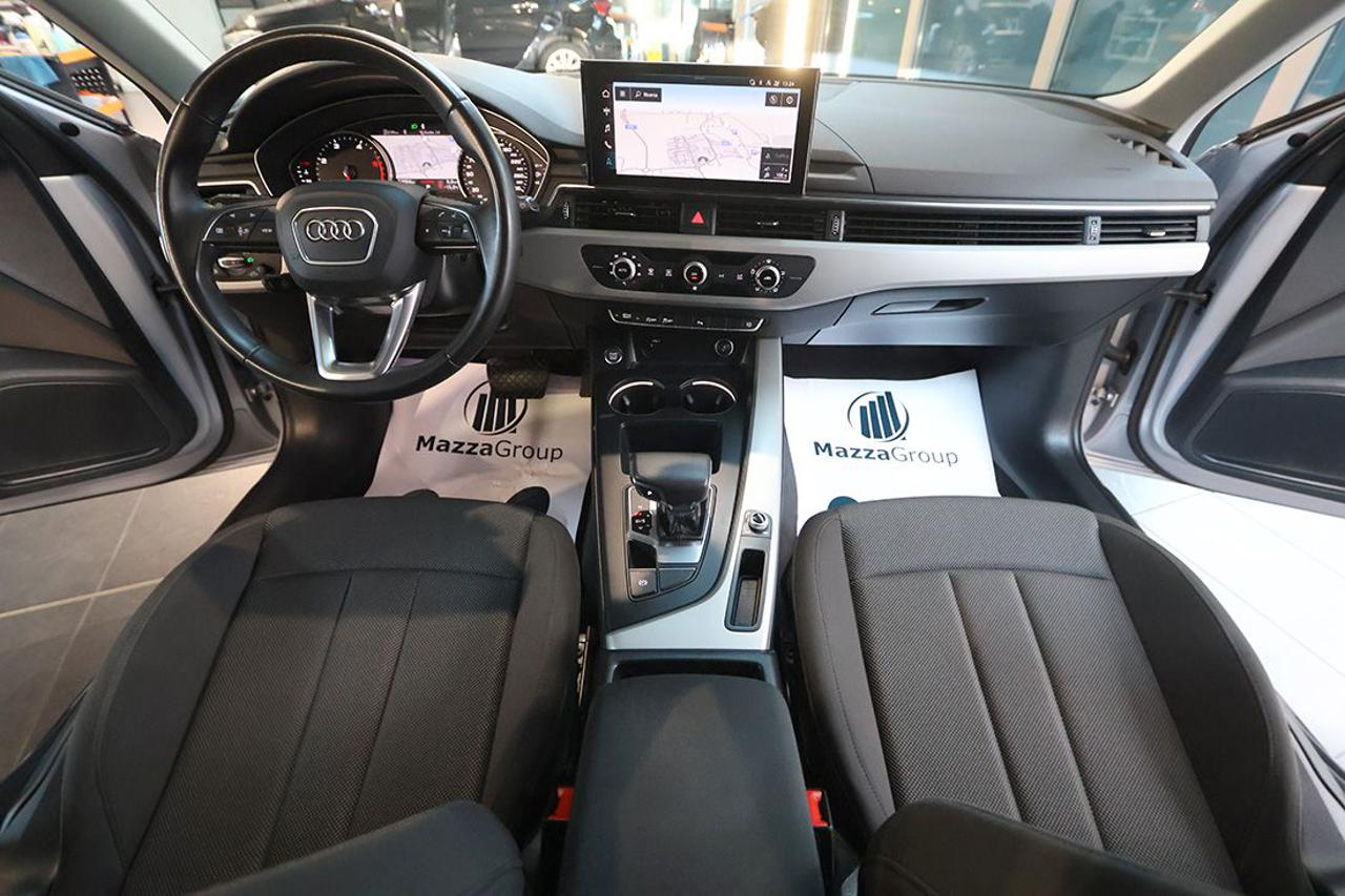 AUDI A4 30 TDI Avant S-Tronic Business - 15