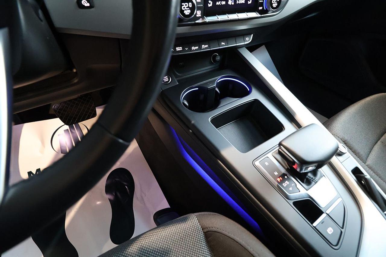 AUDI A4 35 TDI Avant S-Tronic Business Advanced - 37