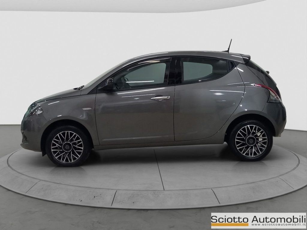 LANCIA Ypsilon 1.0 FireFly 5 porte S&S Hybrid Gold - 3