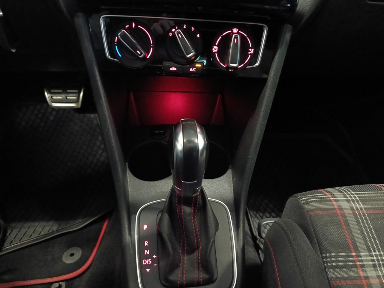 VOLKSWAGEN Polo 1.8 5p. DSG GTI - 15