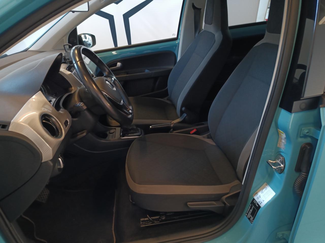 VOLKSWAGEN e-up! 82 CV - 8