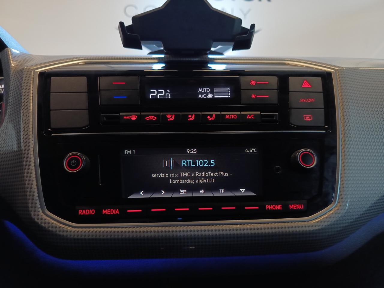 VOLKSWAGEN e-up! 82 CV - 13