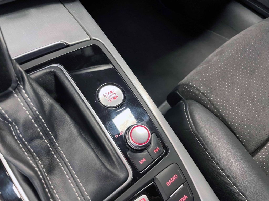 AUDI A6 2.0 TDI ULTRA S-LINE 190CV S-TRONIC MY17 - 47