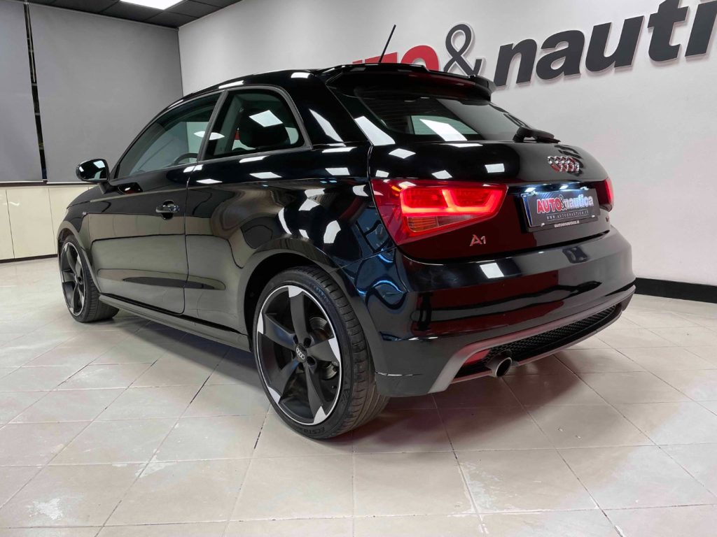 AUDI A1 3P 1.6 TDI S-LINE 105CV - 8