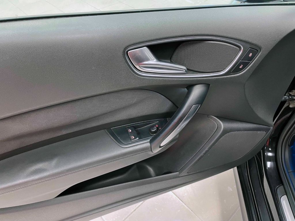 AUDI A1 3P 1.6 TDI S-LINE 105CV - 14