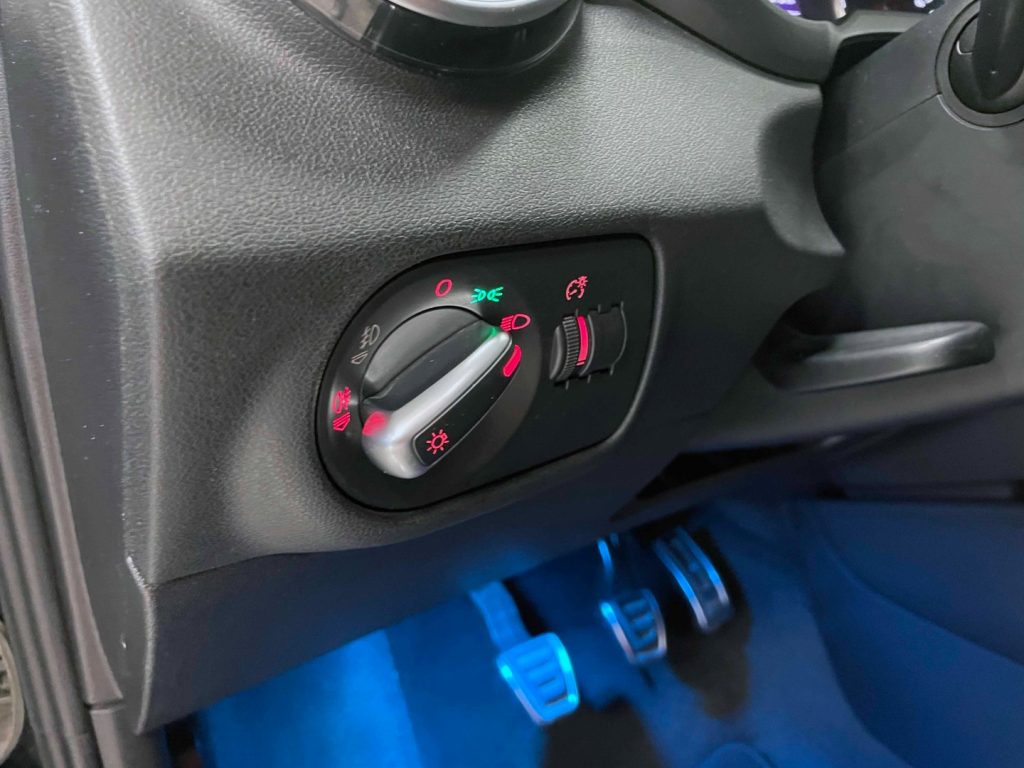 AUDI A1 3P 1.6 TDI S-LINE 105CV - 17