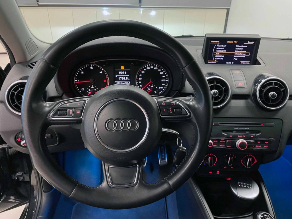 AUDI A1 3P 1.6 TDI S-LINE 105CV - 18