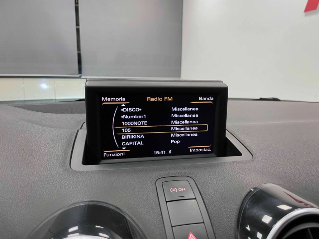 AUDI A1 3P 1.6 TDI S-LINE 105CV - 23