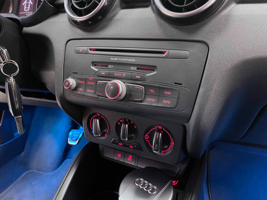 AUDI A1 3P 1.6 TDI S-LINE 105CV - 43