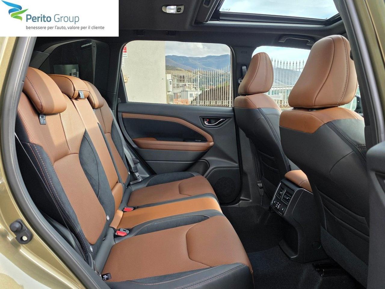 SUBARU Forester 2.0 MHEV CVT Lineartronic Premium - 6