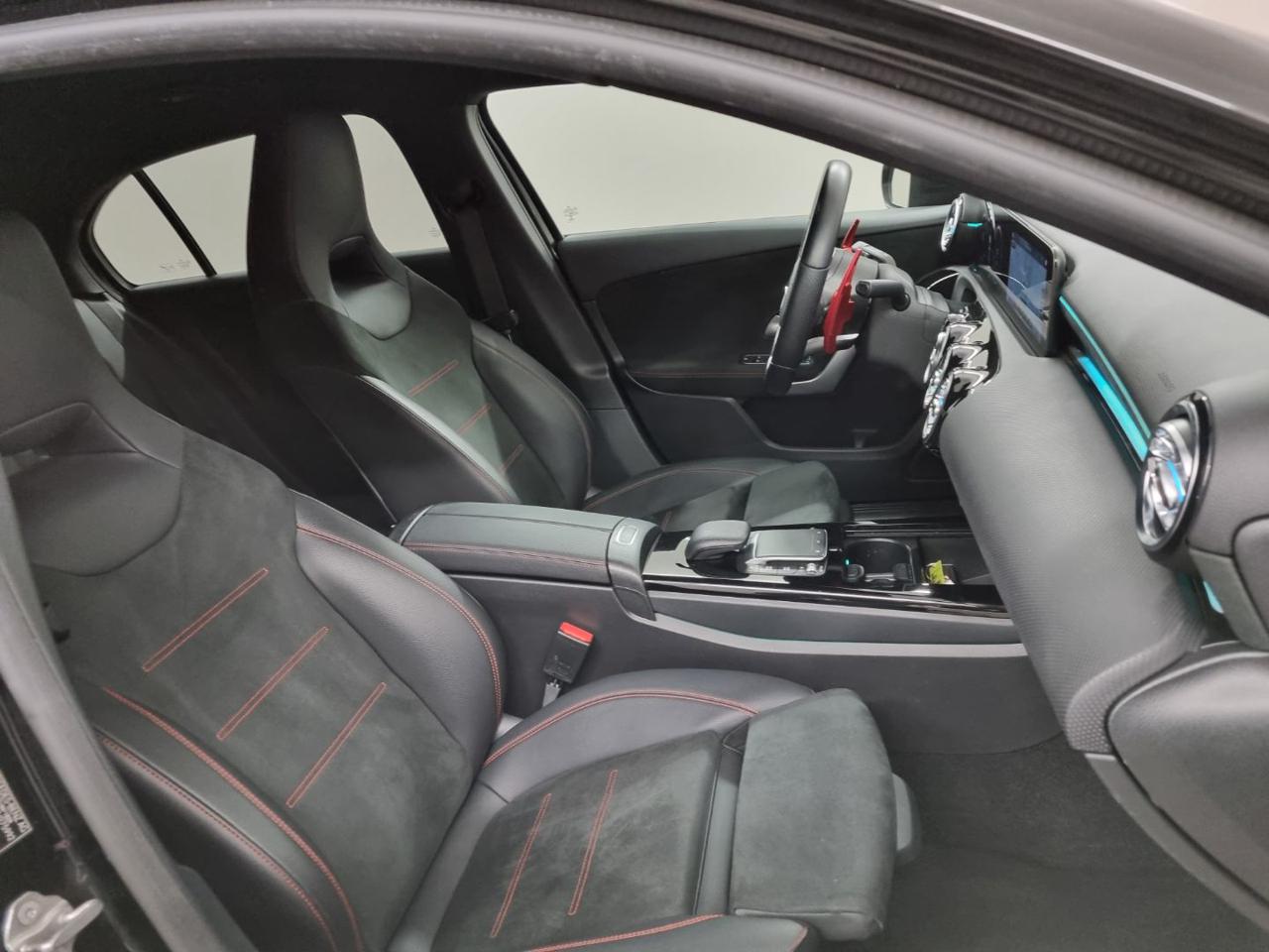 MERCEDES-BENZ A 250 e Automatic EQ-Power Premium AMG - 32