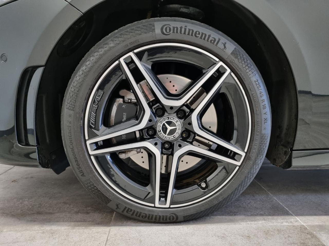 MERCEDES-BENZ A 250 e Automatic EQ-Power Premium AMG - 6