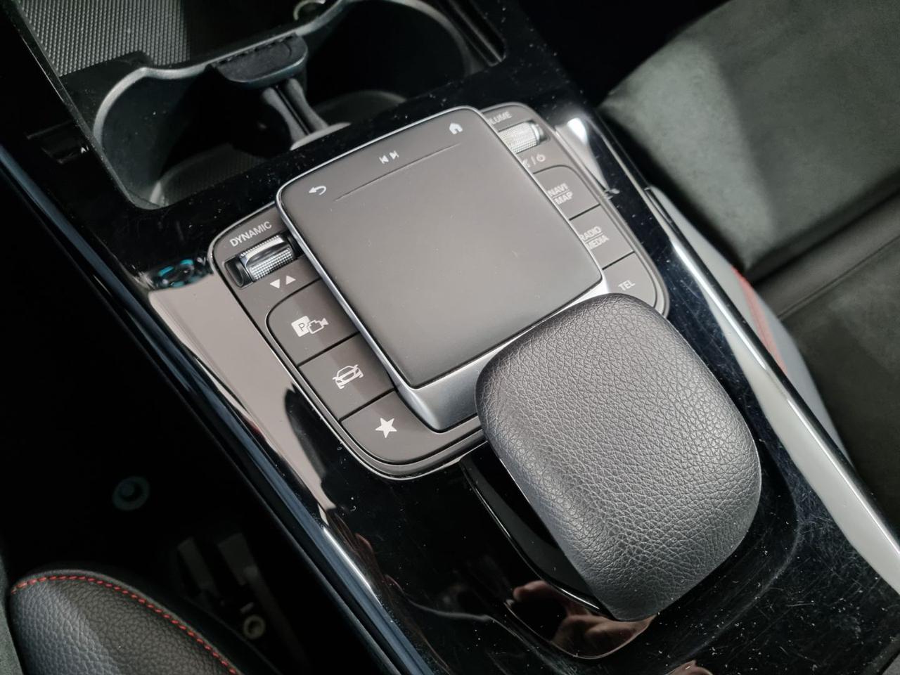 MERCEDES-BENZ A 250 e Automatic EQ-Power Premium AMG - 14