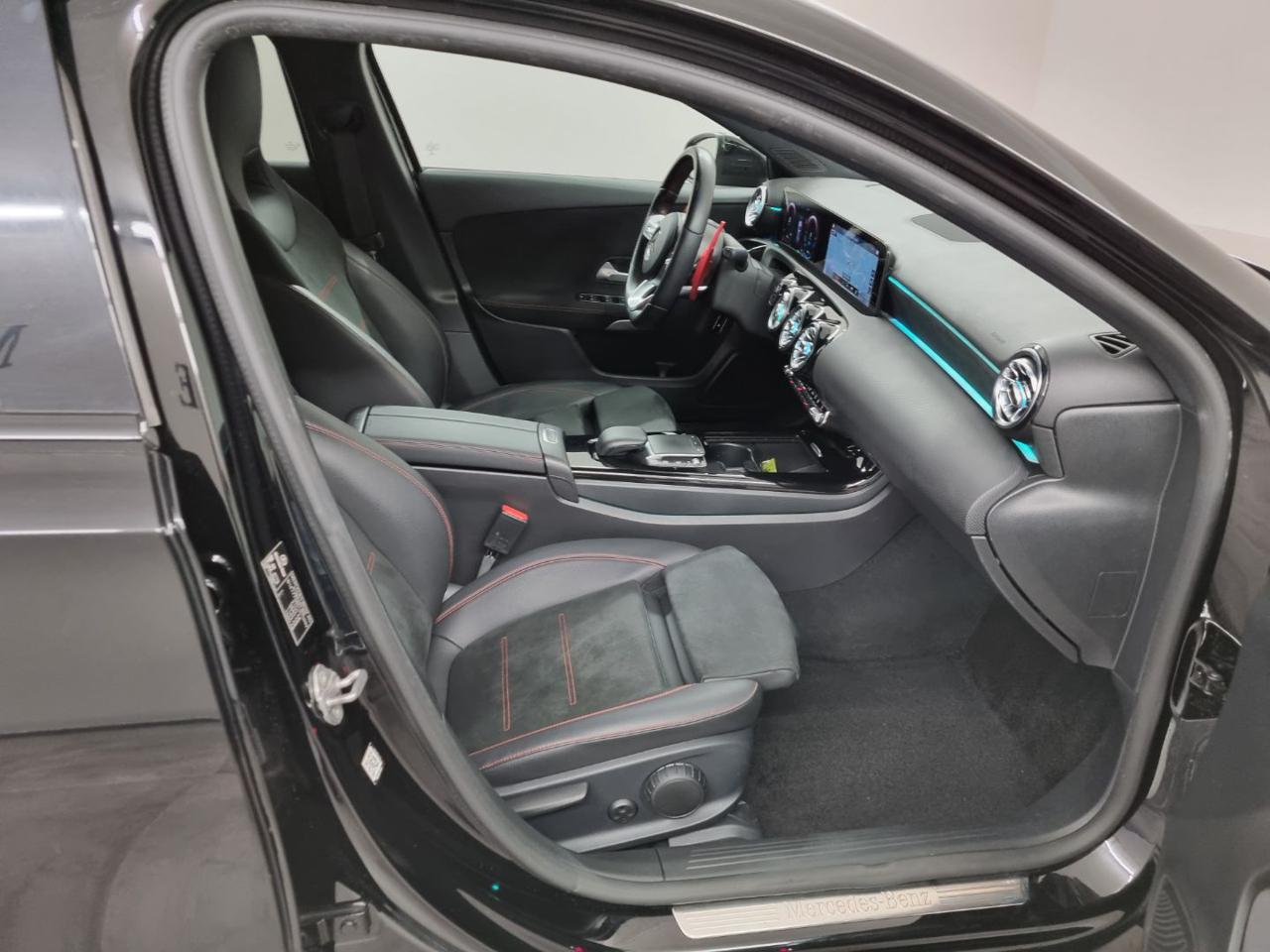 MERCEDES-BENZ A 250 e Automatic EQ-Power Premium AMG - 8