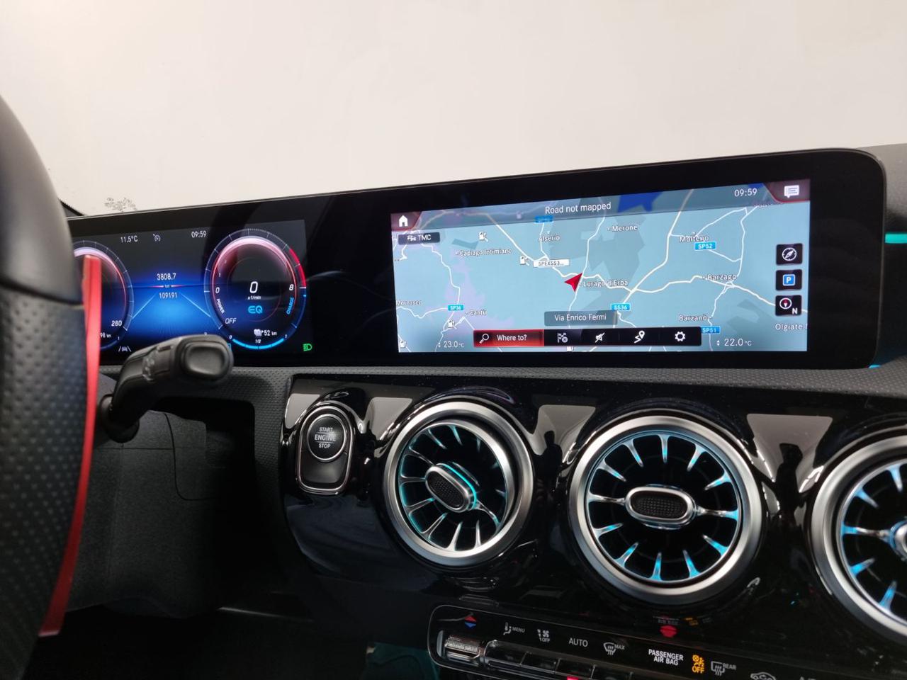 MERCEDES-BENZ A 250 e Automatic EQ-Power Premium AMG - 11