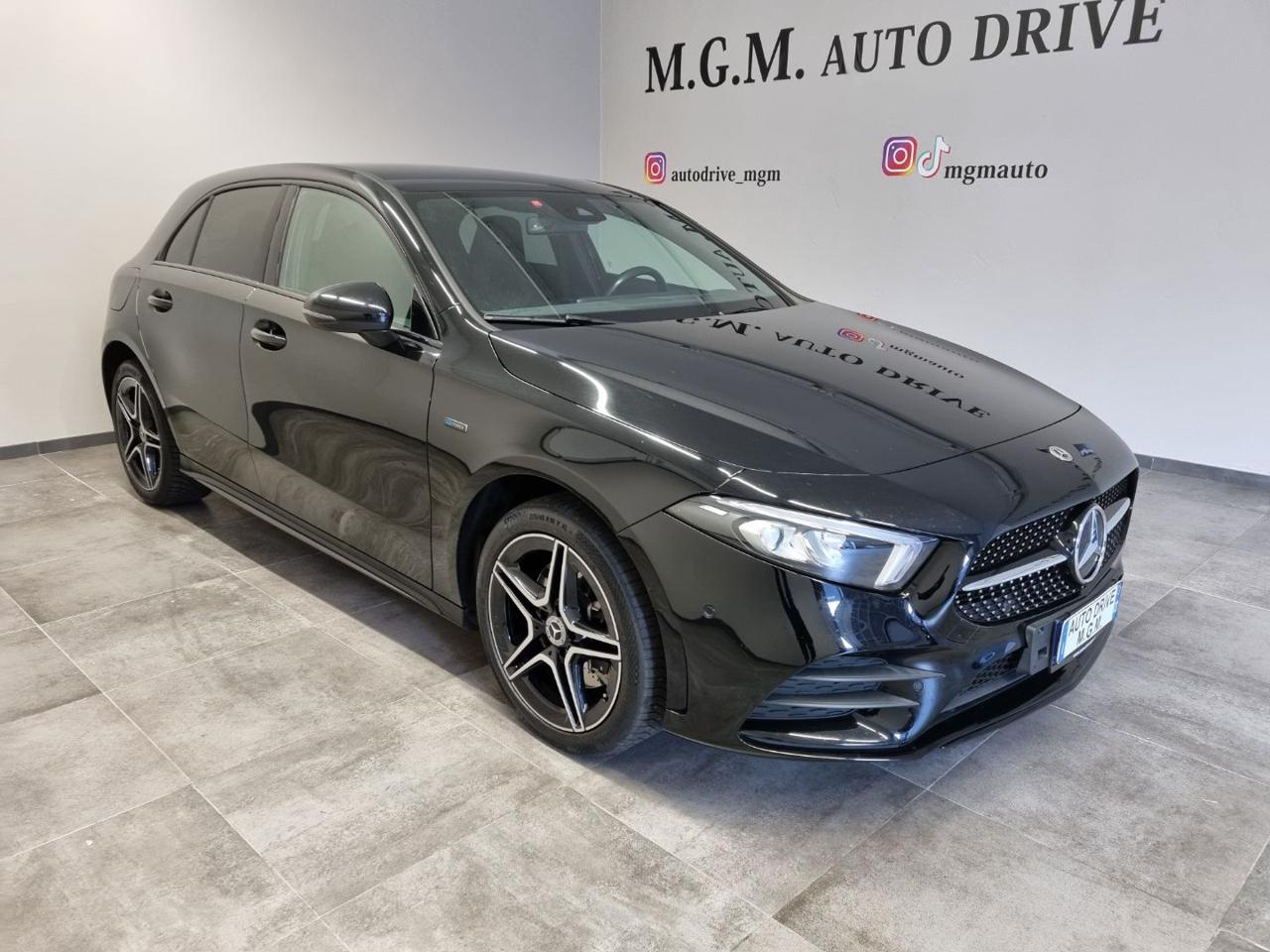 MERCEDES-BENZ A 250 e Automatic EQ-Power Premium AMG - 10