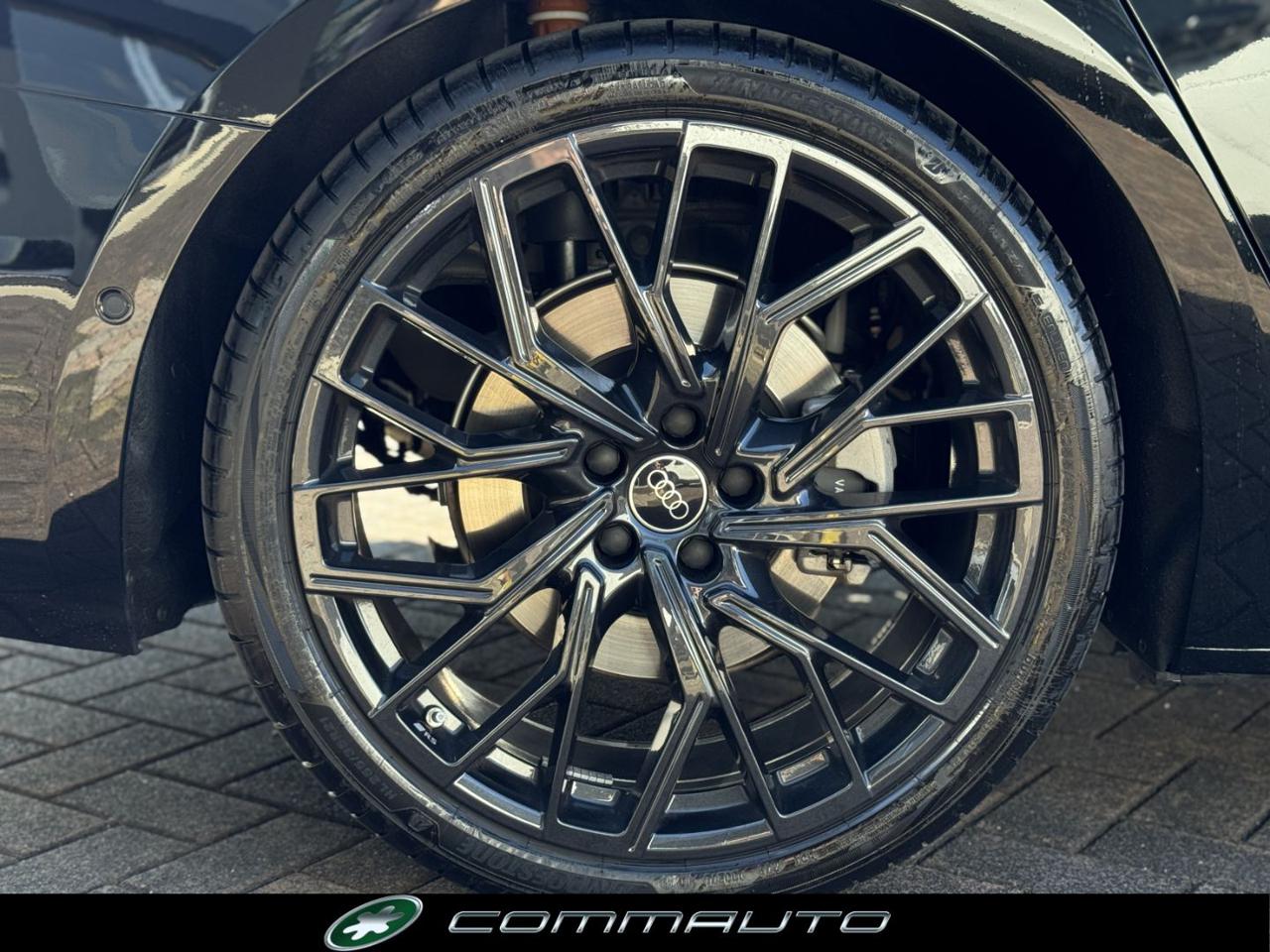 AUDI A6 Avant TDI S tronic quattro S line edition ONE - 10