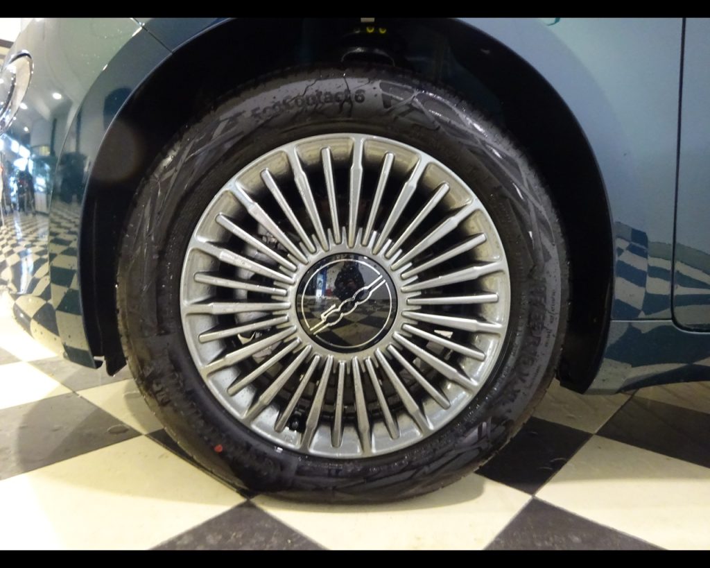 FIAT 500e 42 kWh Icon - 4