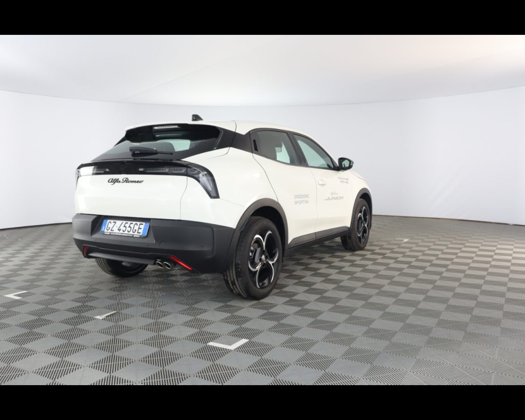 ALFA ROMEO Junior Ibrida Ibrida 1.2 136cvHybrid Edct6 - 8