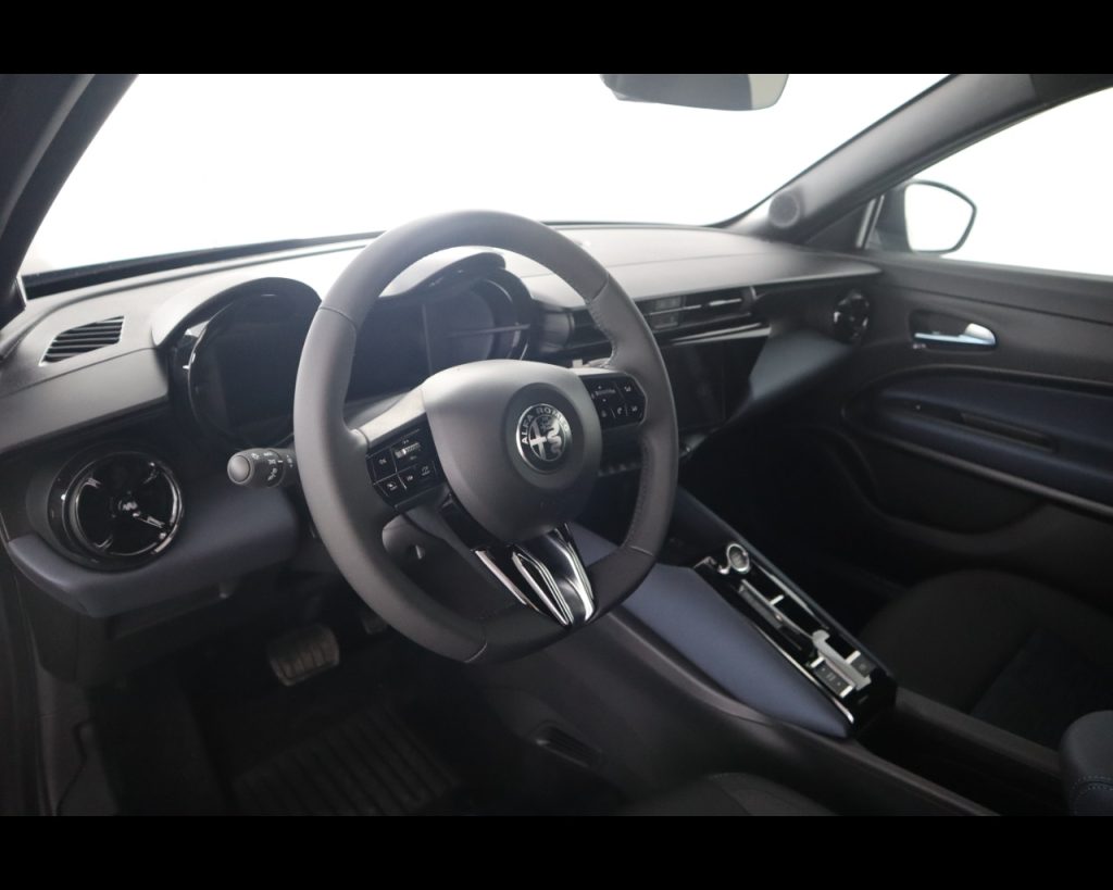 ALFA ROMEO Junior Ibrida My26 Ibrida Sprint 1.2 145cv Hybrid Edct6 - 13