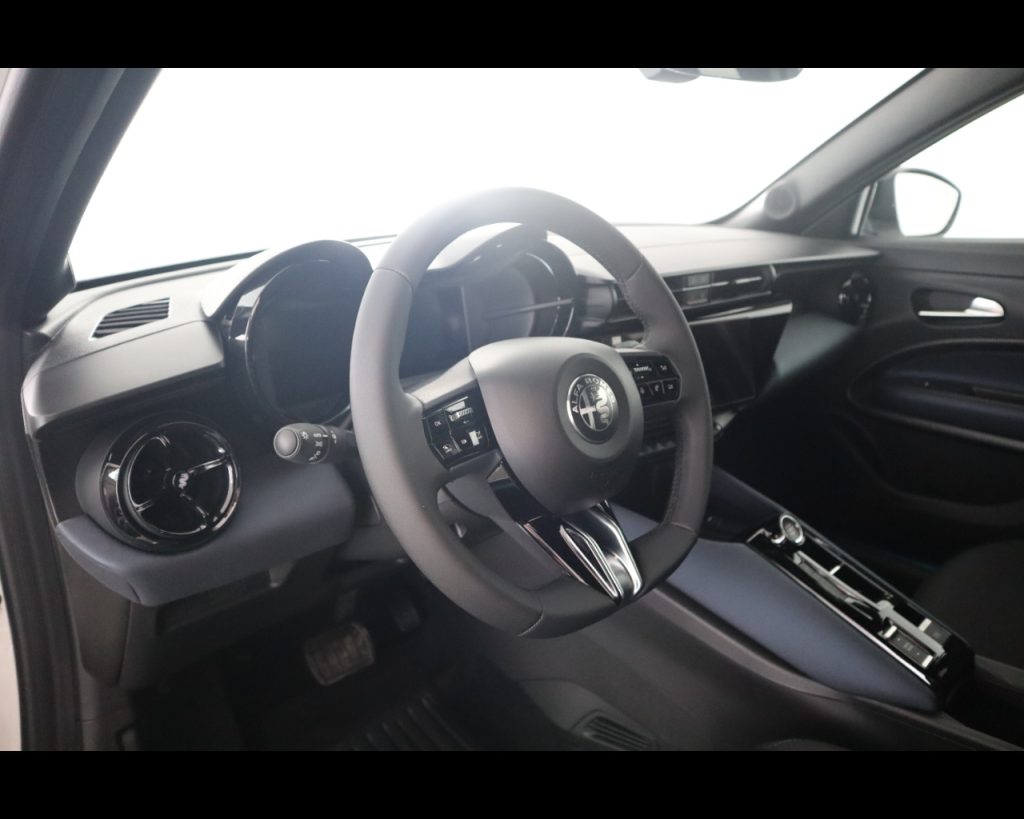 ALFA ROMEO Junior Ibrida My26 Ibrida Sprint 1.2 145cv Hybrid Edct6 - 13