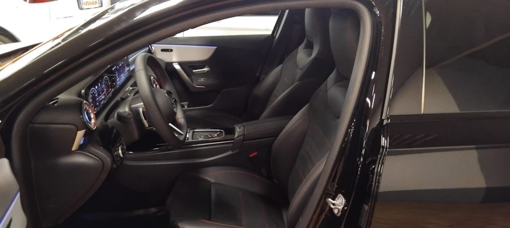 MERCEDES-BENZ A 180 Automatic AMG Line Advanced Plus - 17