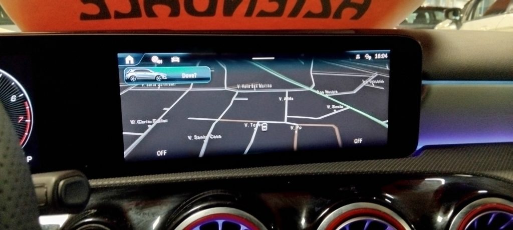 MERCEDES-BENZ A 180 Automatic AMG Line Advanced Plus - 27