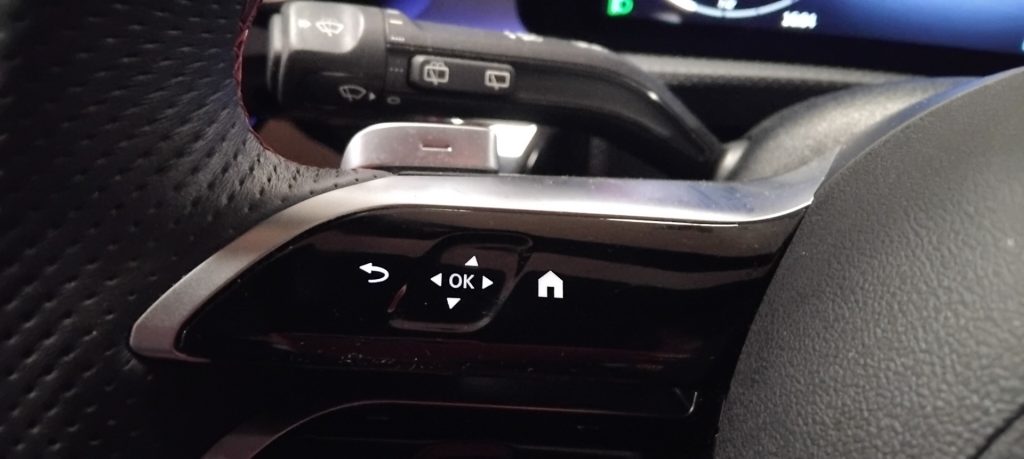 MERCEDES-BENZ A 180 Automatic AMG Line Advanced Plus - 29