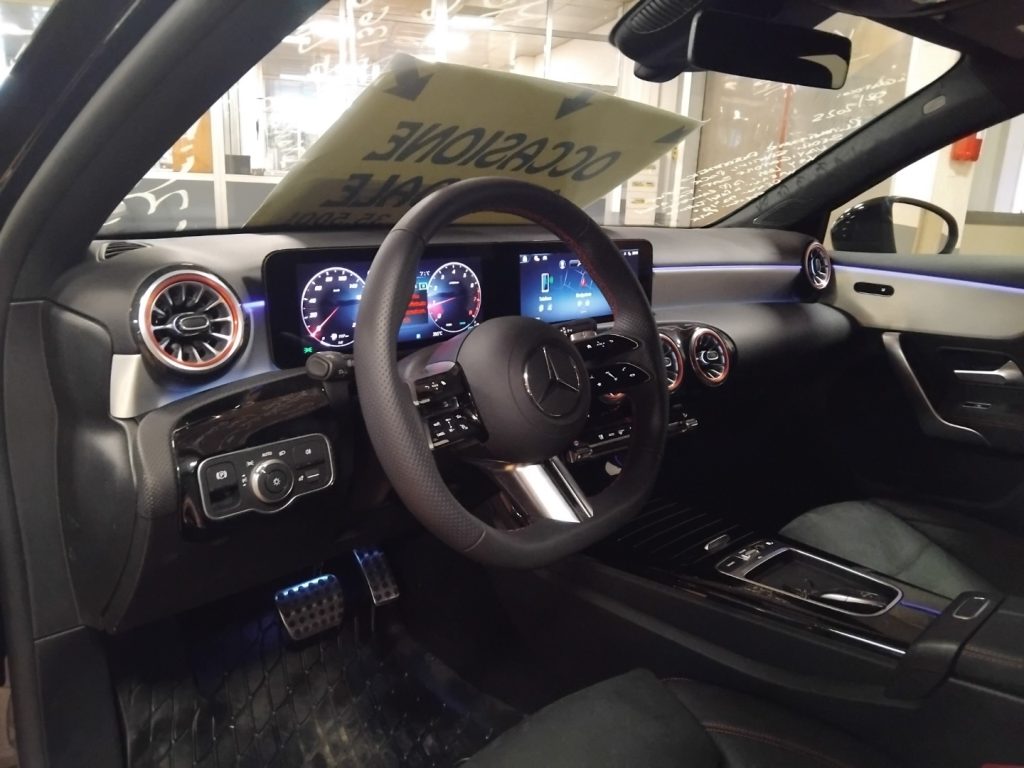 MERCEDES-BENZ A 180 Automatic AMG Line Advanced Plus MHEV - 24