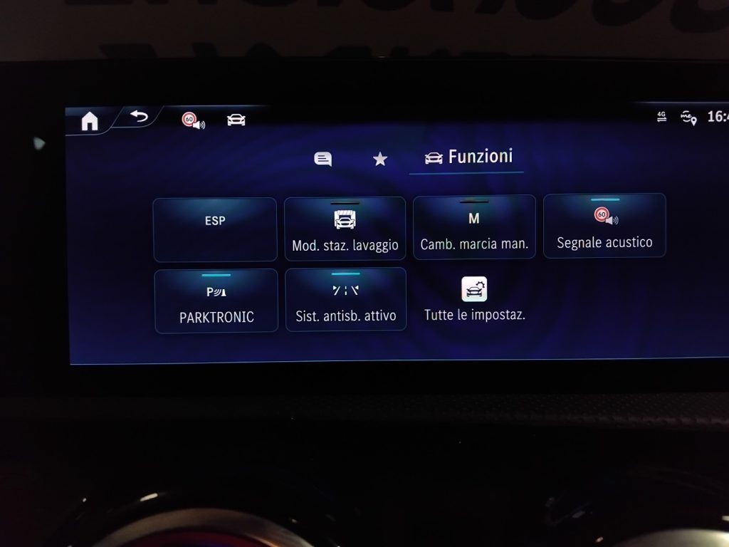 MERCEDES-BENZ A 180 Automatic AMG Line Advanced Plus MHEV - 35