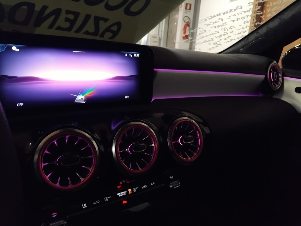 MERCEDES-BENZ A 180 Automatic AMG Line Advanced Plus MHEV - 41