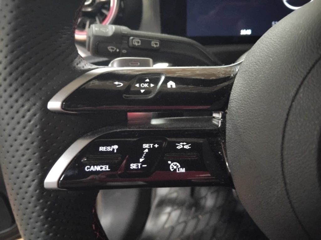 MERCEDES-BENZ A 180 Automatic AMG Line Advanced Plus MHEV - 44