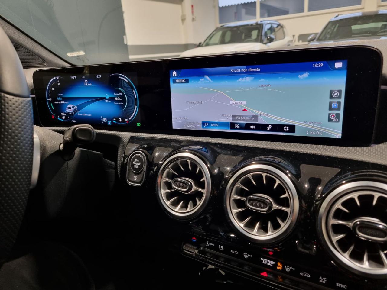 MERCEDES-BENZ A 200 d Automatic Premium AMG - 8