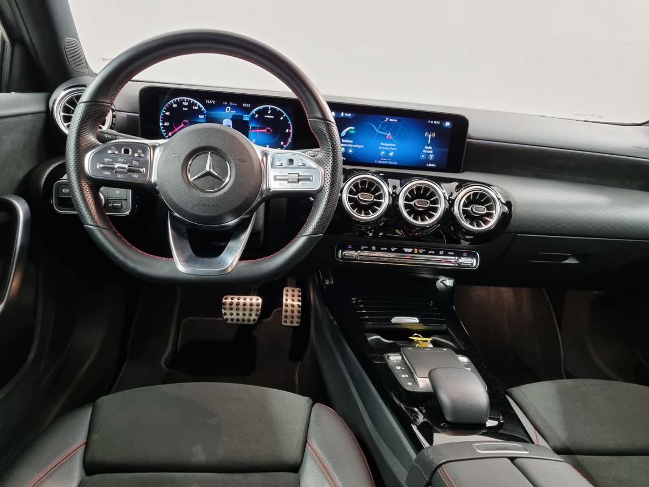 MERCEDES-BENZ A 200 d Automatic Premium AMG - 29