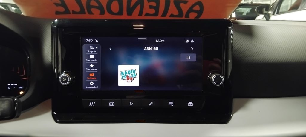 SEAT Arona 1.0 EcoTSI Reference - 8